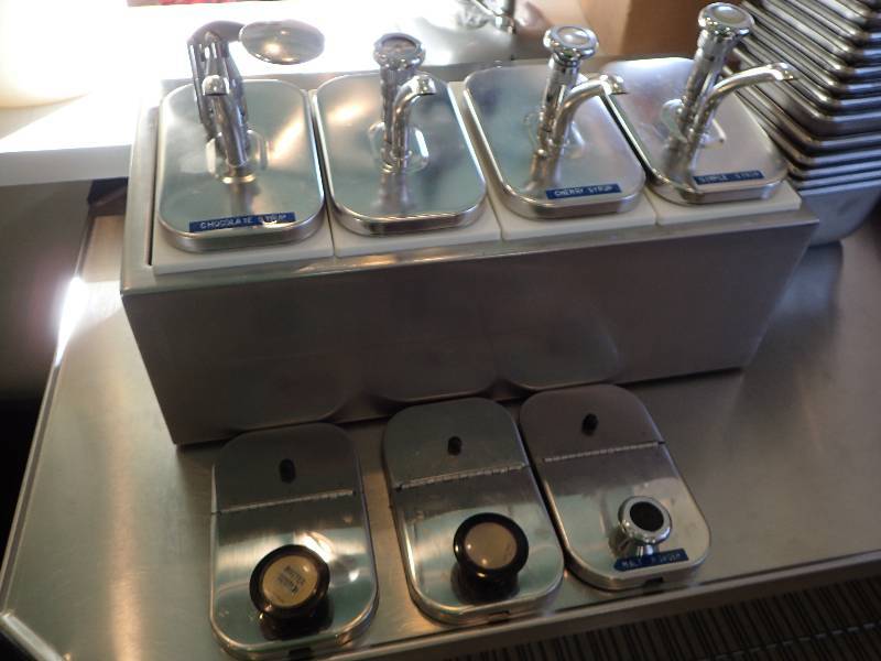 lot 1917 image: Stainless (4)Select Self Serve Condoment Pumps