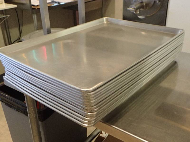 lot 1953 image: Lot Of (13) Full Sized Aluminum Sheet Pans