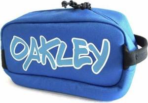 lot 4038 image: Oakley Cosmetic Bag