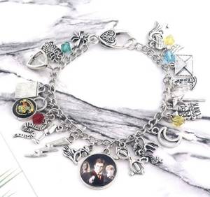 lot 4059 image: HP Charm Bracelet