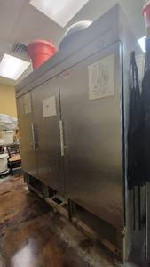 lot 10122 image: Commerical True T-72 Three-Door Reach-In&nbspRefrigerator