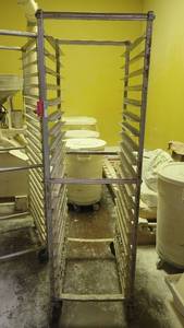 lot 10139 image: Rolling Aluminum Sheet Pan Rack