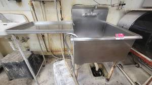 lot 10151 image: Stainless Steel Sink W a Left Side Drainboard
