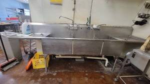 lot 10158 image: Stainless Steel Three Compartment Sink W 3 Faucets