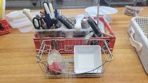 lot 10180 image: Assorted Cooking Supplies - Metal Spatulas, Tongs, and More