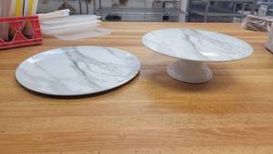 lot 10181 image: Threshold Marble Platter Plate and Cake Stand