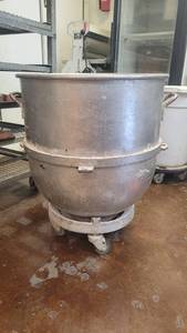lot 10356 image: Heavy Duty 140 Quart Dough Mixing Bowl on Wheels