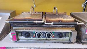 lot 10386 image: Commercial Equipex Double Panini Press Model MAJESTIC