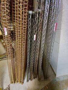 lot 15316 image: Metro shelves with missing legs