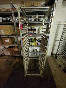 lot 15452 image: Drying Rack