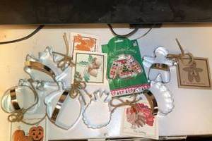 lot 10618 image: Box of Assorted Ann Clark Cookie Cutters