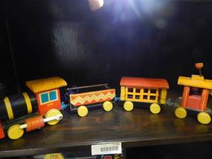 lot 2742 image: Vintage Huffy Puffy Train