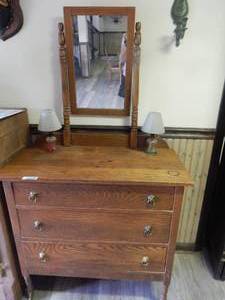 lot 2694 image: Vintage Oak dresser
