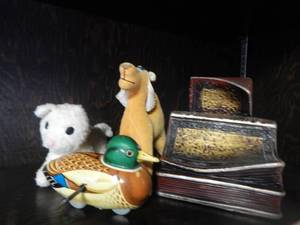 lot 2925 image: Wind-Up Mallard Toy and Pals