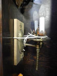 lot 2924 image: Electric Wall Lamp.
