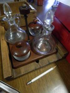 lot 2919 image: Condiment Set