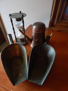 lot 2952 image: Collection of Four Brass Items