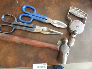 lot 2847 image: Four Misc Tool Items