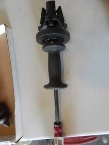lot 1683 image: Wheel and Hub Puller