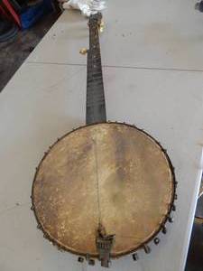 lot 2675 image: Vintage Banjo
