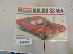 lot 2673 image: Malibu SS Model Kit