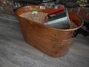 lot 2709 image: Copper Tub