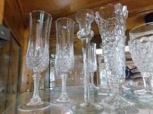 lot 2767 image: Champagne Flutes (2), Hexagon Flower Jar