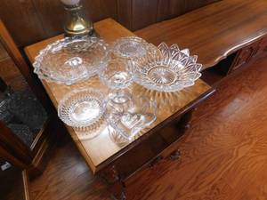 lot 2777 image: Fostoria & Other Serving Dishes