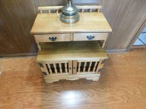 lot 2872 image: End TableNightstand