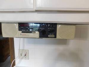 lot 2875 image: Under Counter GE Spacemaker