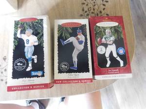 lot 2827 image: Hallmark Ornaments- Aikman, Ryan & Namath