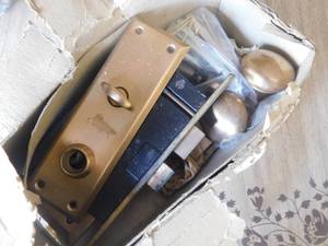 lot 2833 image: Brass Cylinder Front Door Lock...