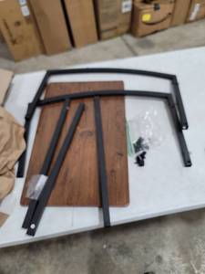 lot 6124 image: Maybe An End Table