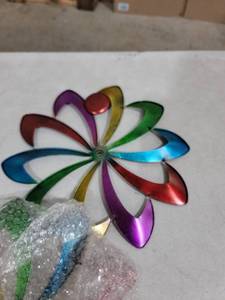 lot 6192 image: Colorful Spinning Wind Ornament
