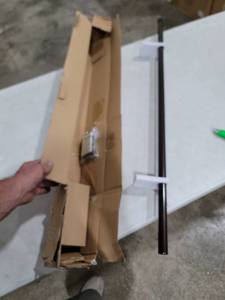 lot 6305 image: Curtain rod 36