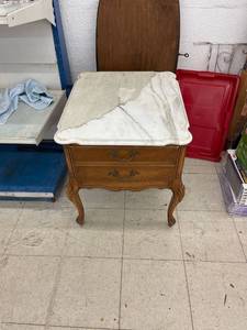 lot 33 image: marble top side table