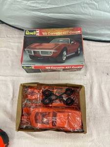 lot 3759 image: 69 corvette model