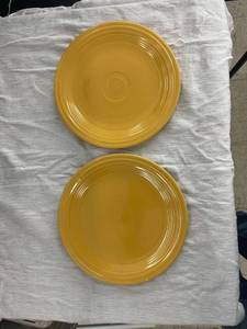 lot 3785 image: 2 fiesta dinner plates
