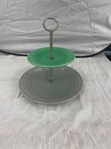 lot 3788 image: fiesta 2 tier server