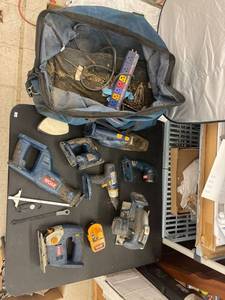 lot 3836 image: Ryobi tool set