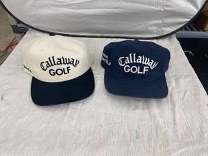 lot 3837 image: 2 Callaway golf hats