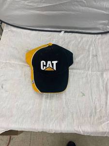 lot 3839 image: CAT hat