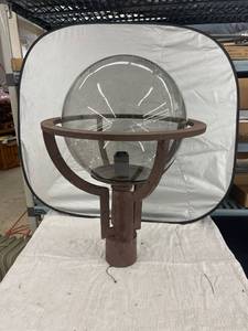 lot 3850 image: metal yard light with glass globe