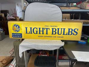 lot 3858 image: GE light bulb light up sign