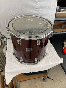 lot 3868 image: tama imperialstar drum