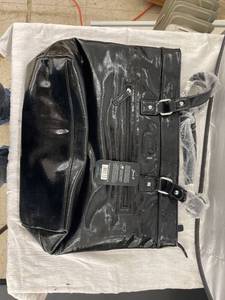 lot 3871 image: new Jamie b laptop purse