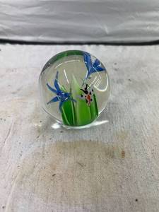 lot 3884 image: butterfly paper weight
