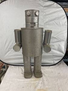 lot 3916 image: 20 inch handmade tin man