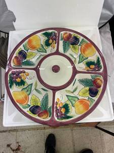 lot 3922 image: 19 inch 2 piece sectional server