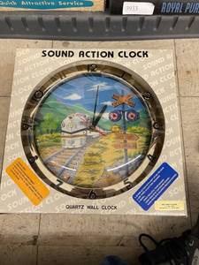 lot 3936 image: train clock
